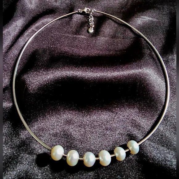 Elegant 925 Sterling Silver Pearl Neck Cuff/ Chocker - Picture 2 of 10
